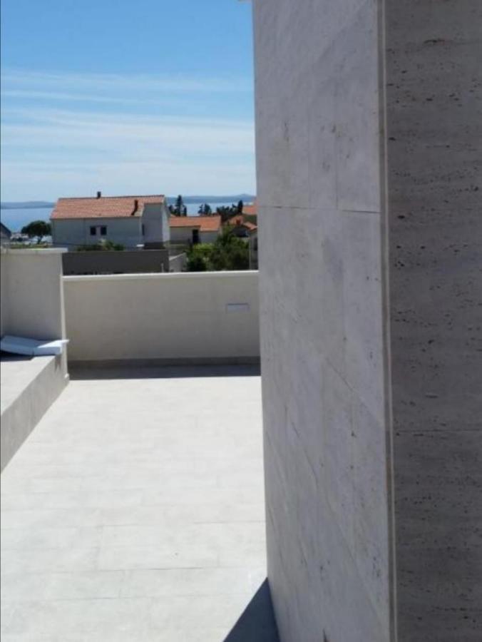 דירות פריבלאקה Casa Bianca מראה חיצוני תמונה